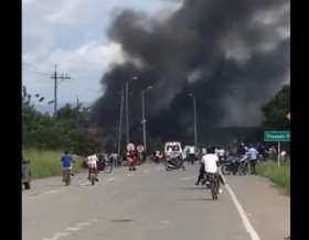 Peaje De Villa Rica  Cauca, Otro Más Incendiado En Las Marchas.