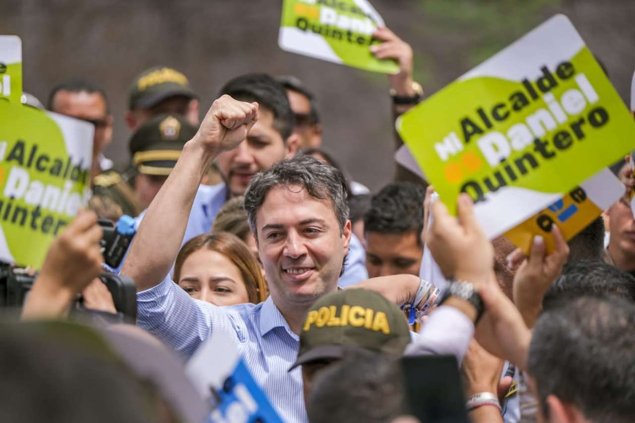 Alcalde de Medellín, regresa a su cargo con promesa de Metrocable para San Antonio de Prado.